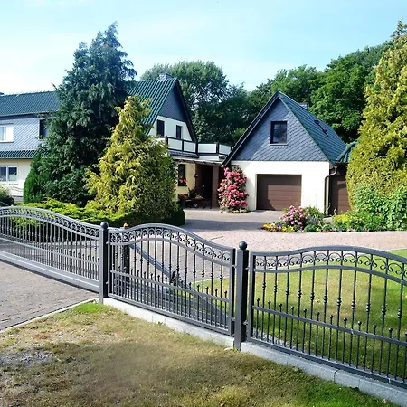 Ferienwohnung 2 Bei Familie Saupe Шапроде Экстерьер фото